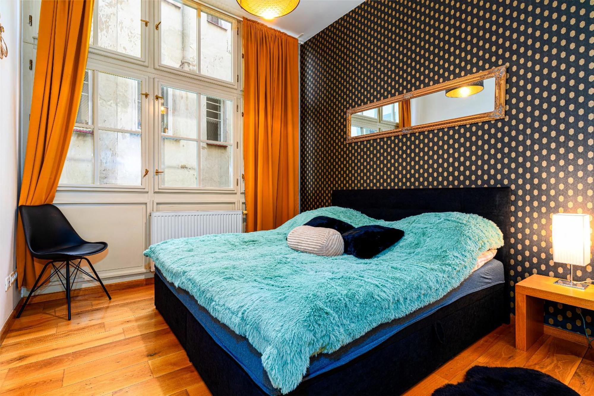 Black Dog Apartment Prag