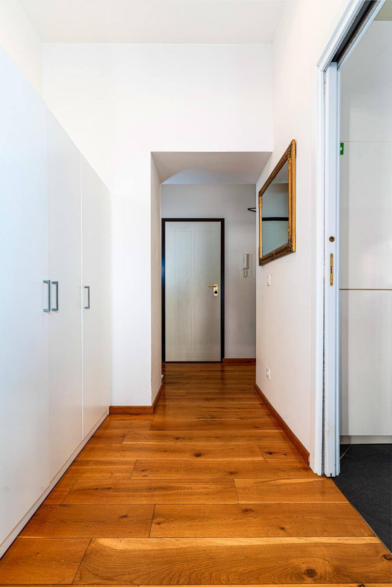 Black Dog Apartment Prag
